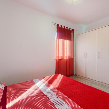 Apartments By The Sea Brist, Makarska - 11078 ห้อง รูปภาพ