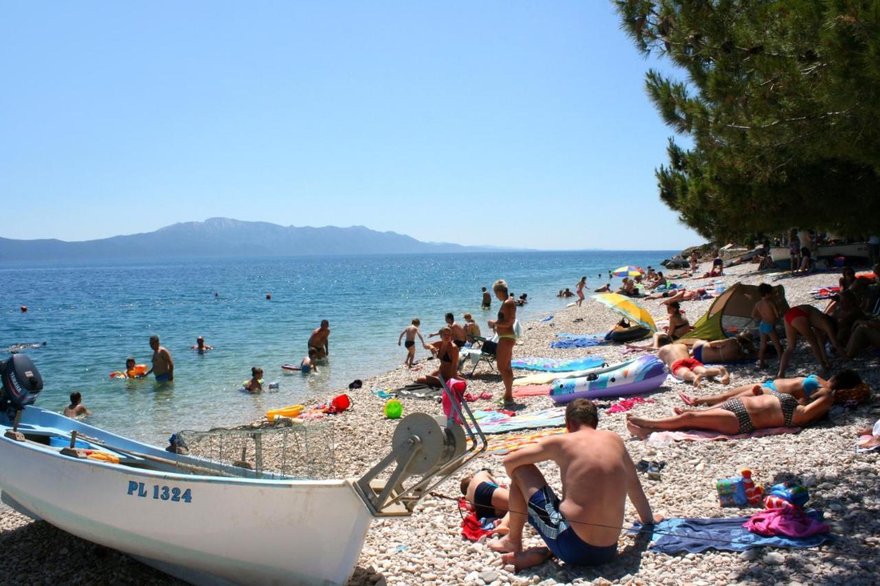 Apartments By The Sea Brist, Makarska - 11078 ภายนอก รูปภาพ