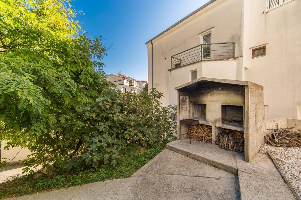 Apartments By The Sea Brist, Makarska - 11078 ภายนอก รูปภาพ