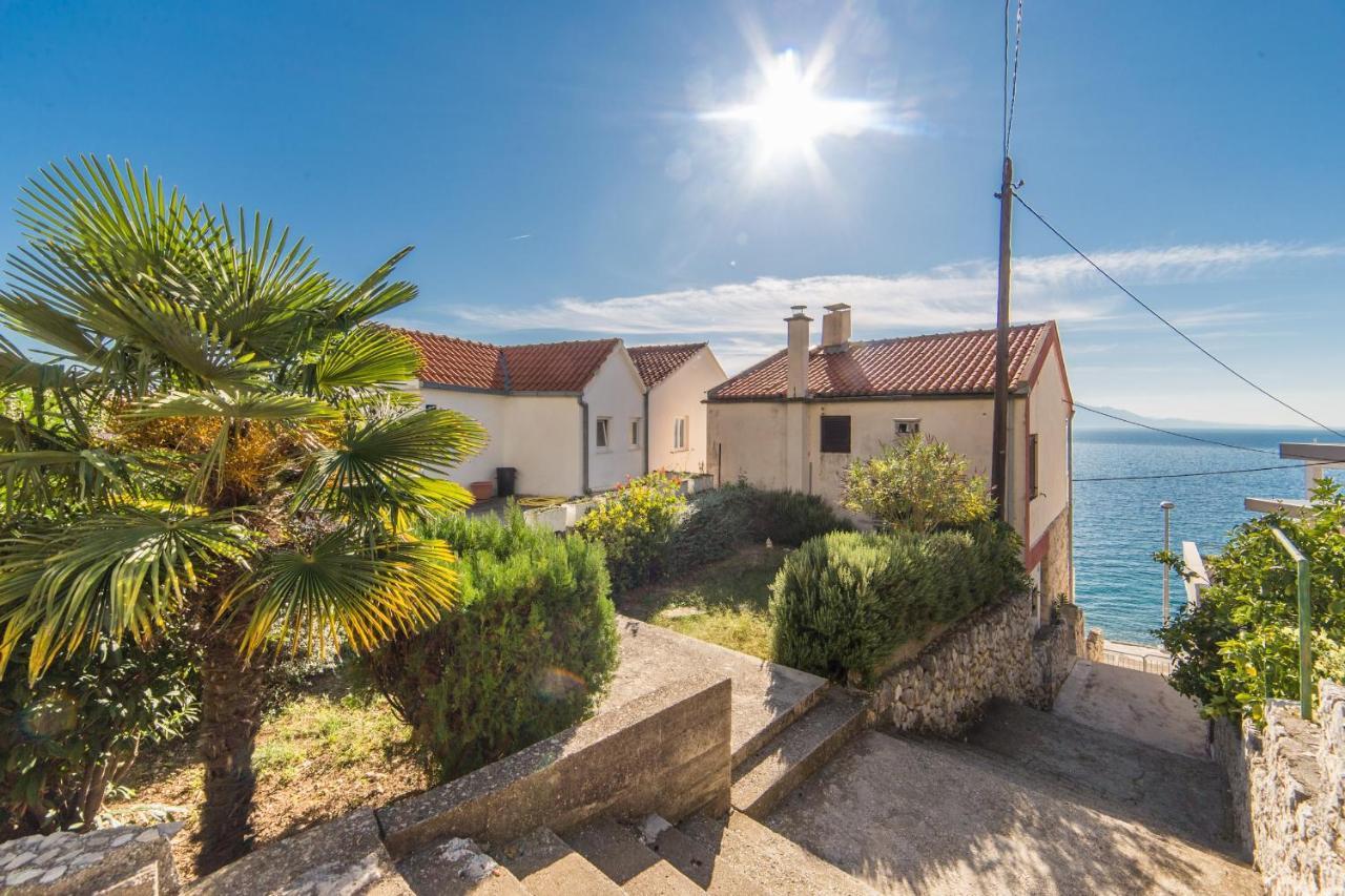 Apartments By The Sea Brist, Makarska - 11078 ภายนอก รูปภาพ