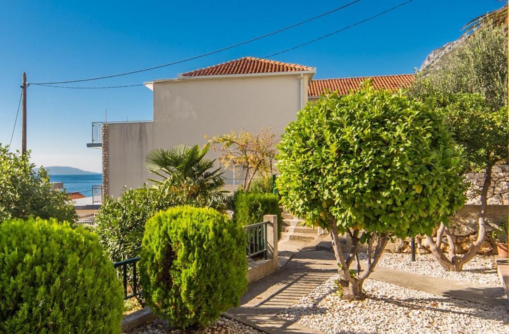 Apartments By The Sea Brist, Makarska - 11078 ภายนอก รูปภาพ
