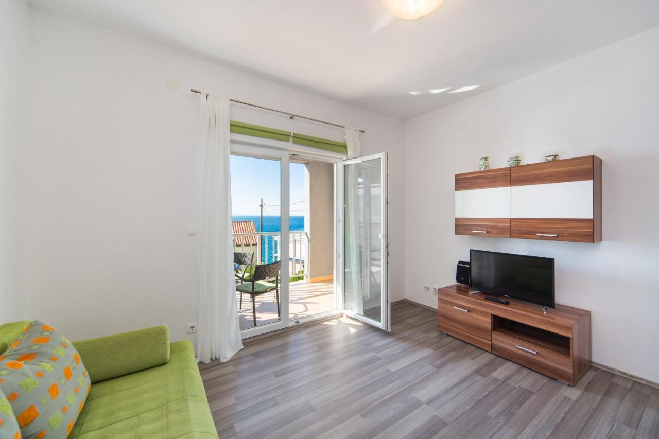 Apartments By The Sea Brist, Makarska - 11078 ภายนอก รูปภาพ