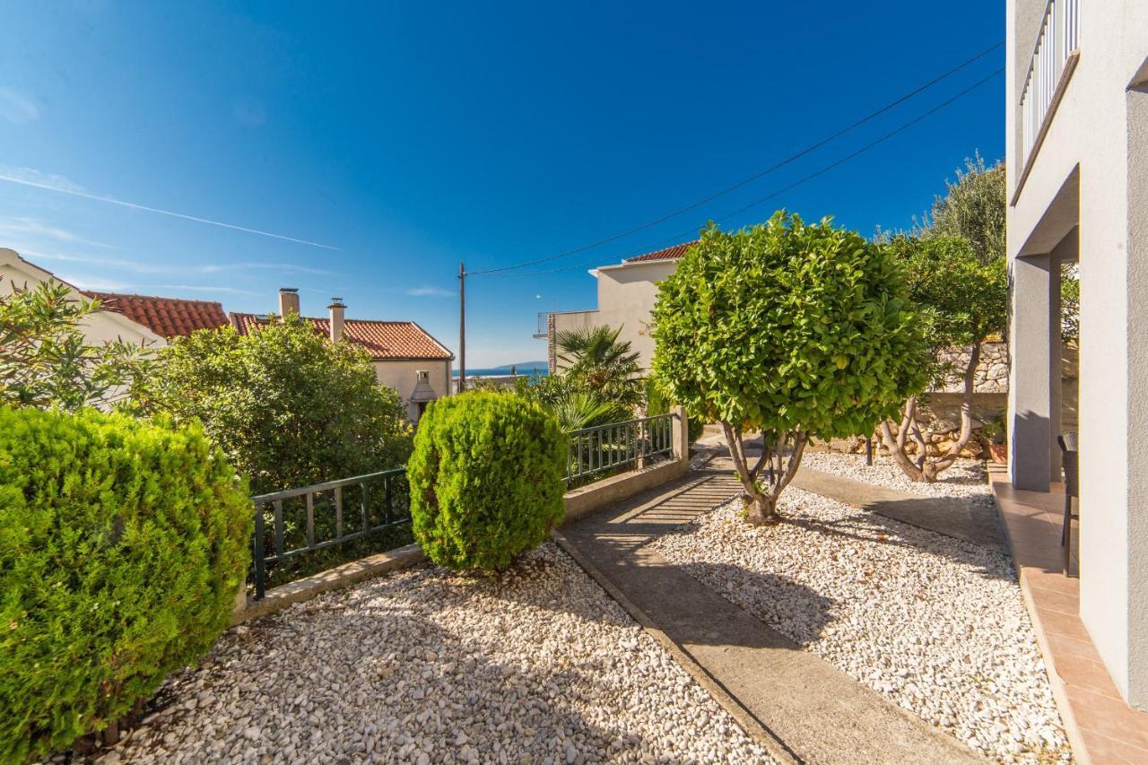 Apartments By The Sea Brist, Makarska - 11078 ภายนอก รูปภาพ
