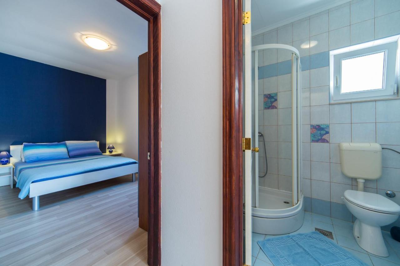 Apartments By The Sea Brist, Makarska - 11078 ภายนอก รูปภาพ